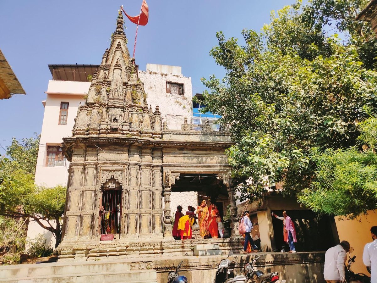 Tapeshwari Devi Temple photo 4