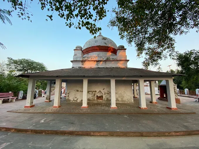 Valmiki Ashram photo 1