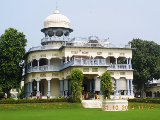 Anand Bhawan Museum