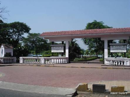 Elliot Park photo 3