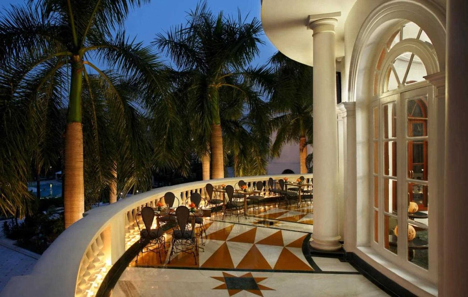 Taj Mahal, Lucknow