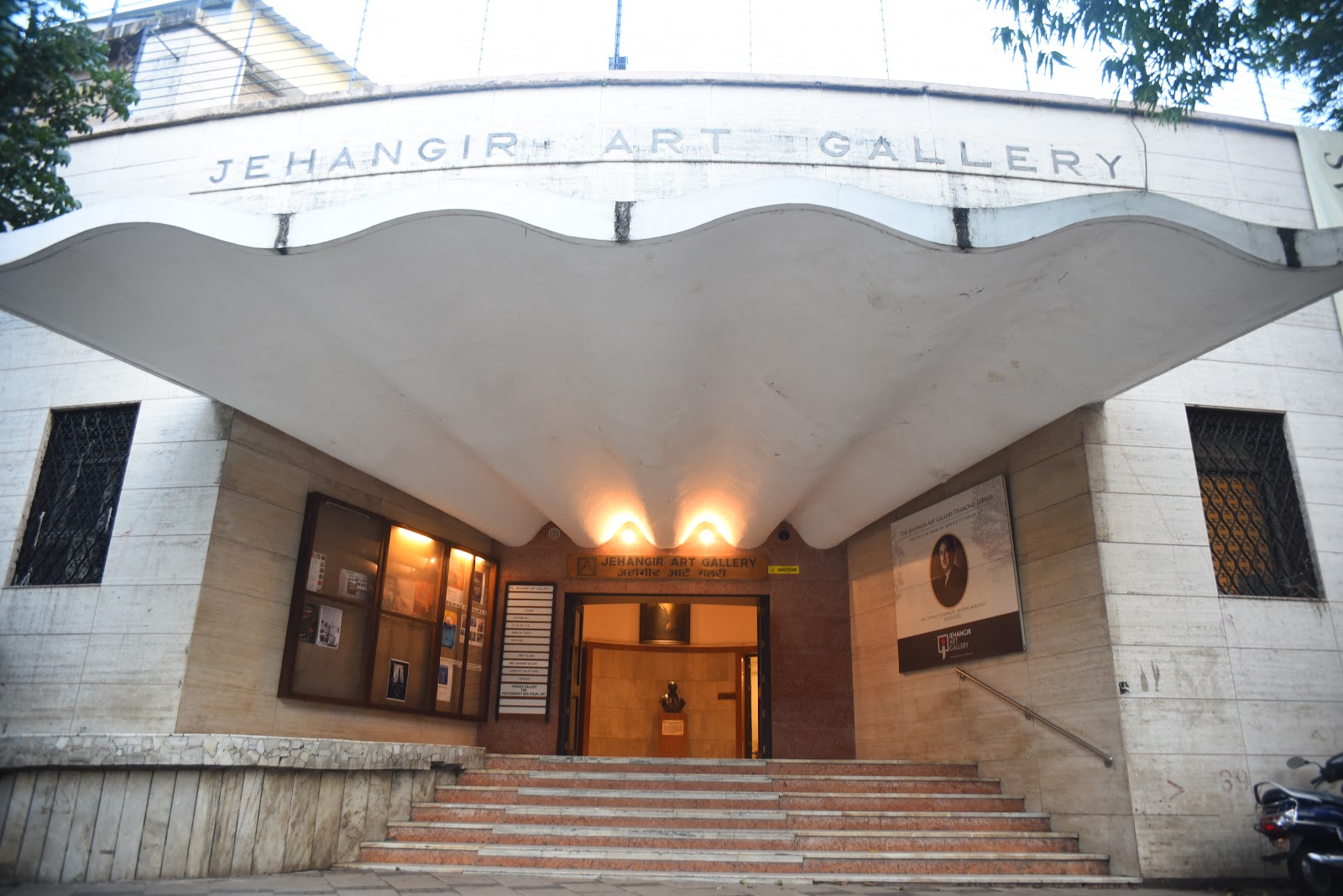 Jehangir Art Gallery